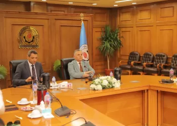 «الشاذلي»: دور حيوي لجامعة السويس  في تنمية المجتمع وتعزيز التواصل بين الطلاب والمسؤولين