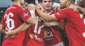 الأهلى يسعى لحسم صفقة «فيصل».. الشهر المقبل