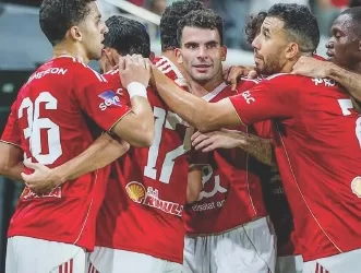 الأهلى يسعى لحسم صفقة «فيصل».. الشهر المقبل 2 - جريدة الجمهورية الأهلى يسعى لحسم صفقة «فيصل».. الشهر المقبل