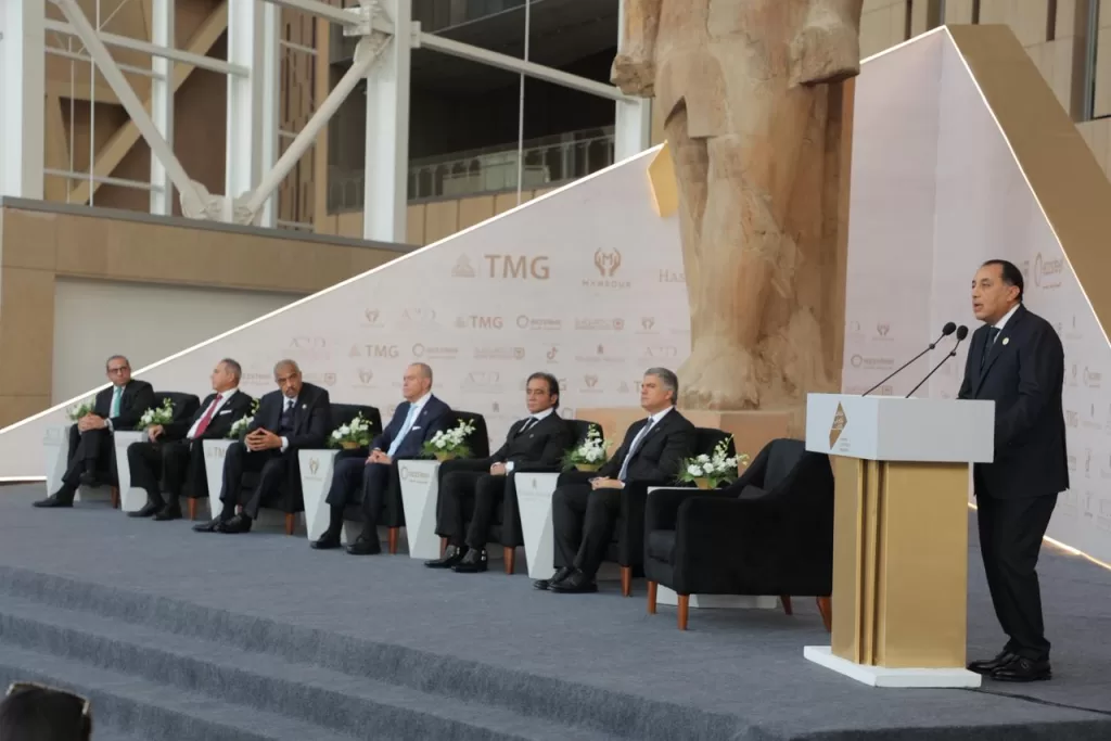 مدبولي: افتتاح المتحف المصري الكبير «حدث فريد واستثنائي».. ويوم فخر واعتزاز لكل مصري 2 - جريدة الجمهورية WhatsApp Image 2025 11 01 at 6.33.24 PM - جريدة الجمهورية