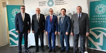 مصر تفتح ذراعيها للاستثمار.. الخطيب يستعرض حوافز جديدة أمام 800 ألف شركة تركية