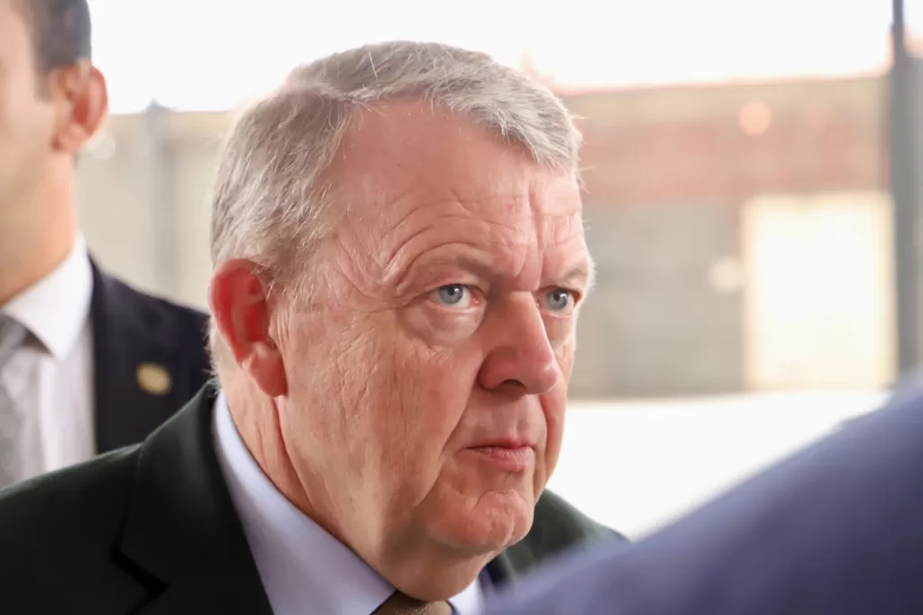 وزير الخارجية الدنماركي من القاهرة: شراكة قوية مع مصر لدعم الاستزراع السمكي المستدام 22 - جريدة الجمهورية WhatsApp Image 2025 11 04 at 8.23.32 AM 1 - جريدة الجمهورية