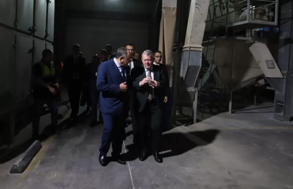 وزير الخارجية الدنماركي من القاهرة: شراكة قوية مع مصر لدعم الاستزراع السمكي المستدام 21 - جريدة الجمهورية WhatsApp Image 2025 11 04 at 8.23.32 AM 2 - جريدة الجمهورية