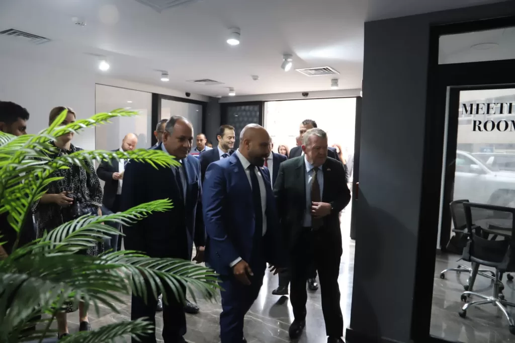 وزير الخارجية الدنماركي من القاهرة: شراكة قوية مع مصر لدعم الاستزراع السمكي المستدام 20 - جريدة الجمهورية WhatsApp Image 2025 11 04 at 8.23.32 AM 3 - جريدة الجمهورية
