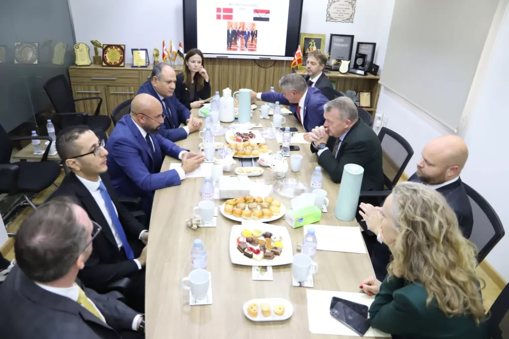 وزير الخارجية الدنماركي من القاهرة: شراكة قوية مع مصر لدعم الاستزراع السمكي المستدام 17 - جريدة الجمهورية WhatsApp Image 2025 11 04 at 8.23.33 AM 3 - جريدة الجمهورية