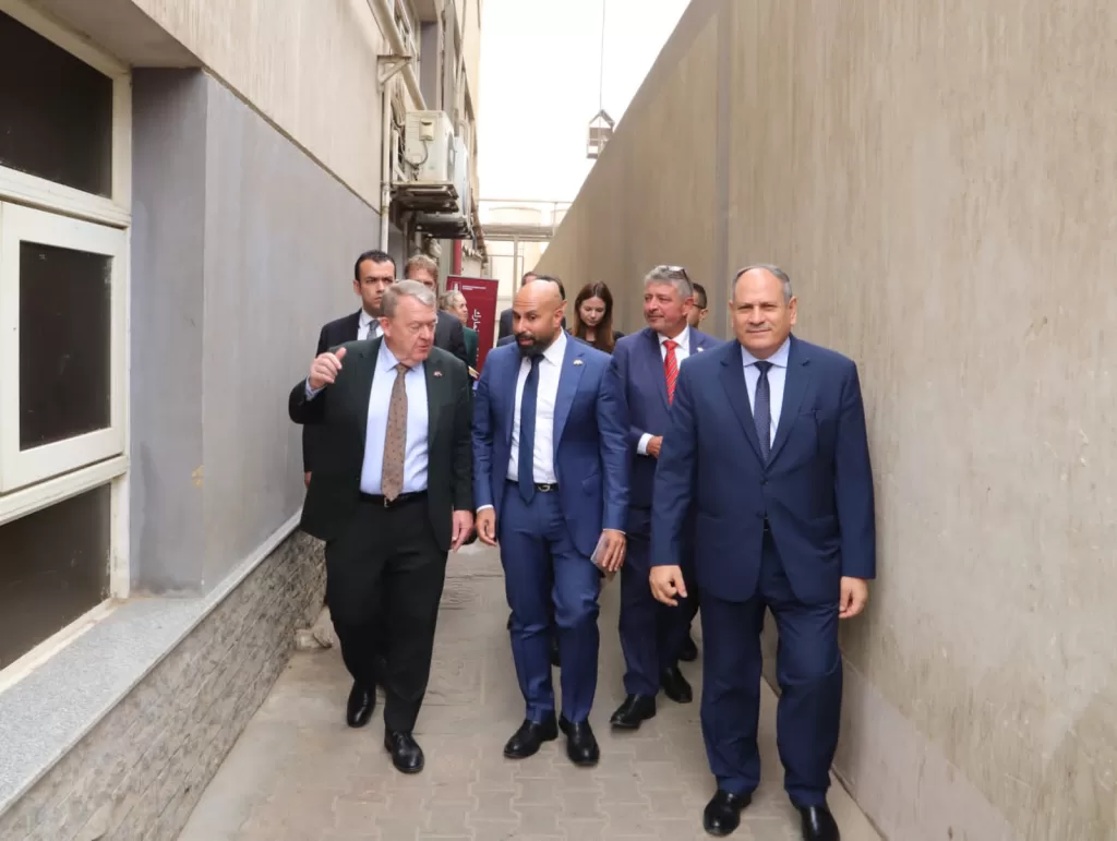 وزير الخارجية الدنماركي من القاهرة: شراكة قوية مع مصر لدعم الاستزراع السمكي المستدام 4 - جريدة الجمهورية WhatsApp Image 2025 11 04 at 8.23.35 AM 1 - جريدة الجمهورية
