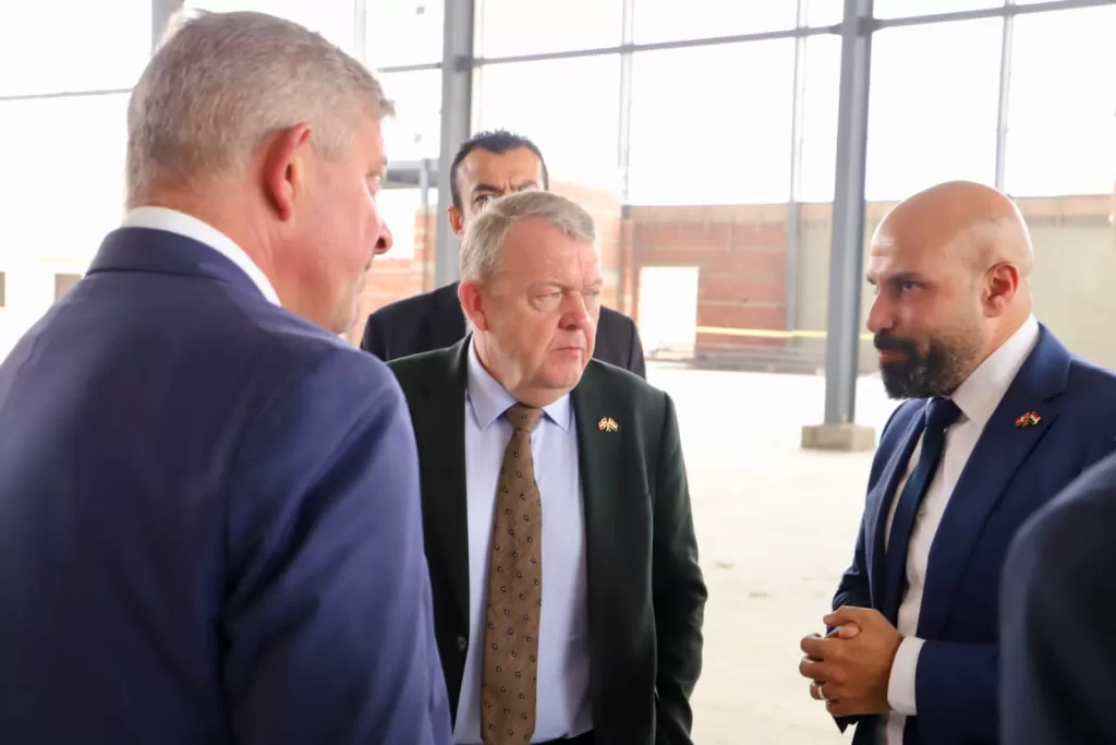 وزير الخارجية الدنماركي من القاهرة: شراكة قوية مع مصر لدعم الاستزراع السمكي المستدام 5 - جريدة الجمهورية WhatsApp Image 2025 11 04 at 8.23.35 AM - جريدة الجمهورية