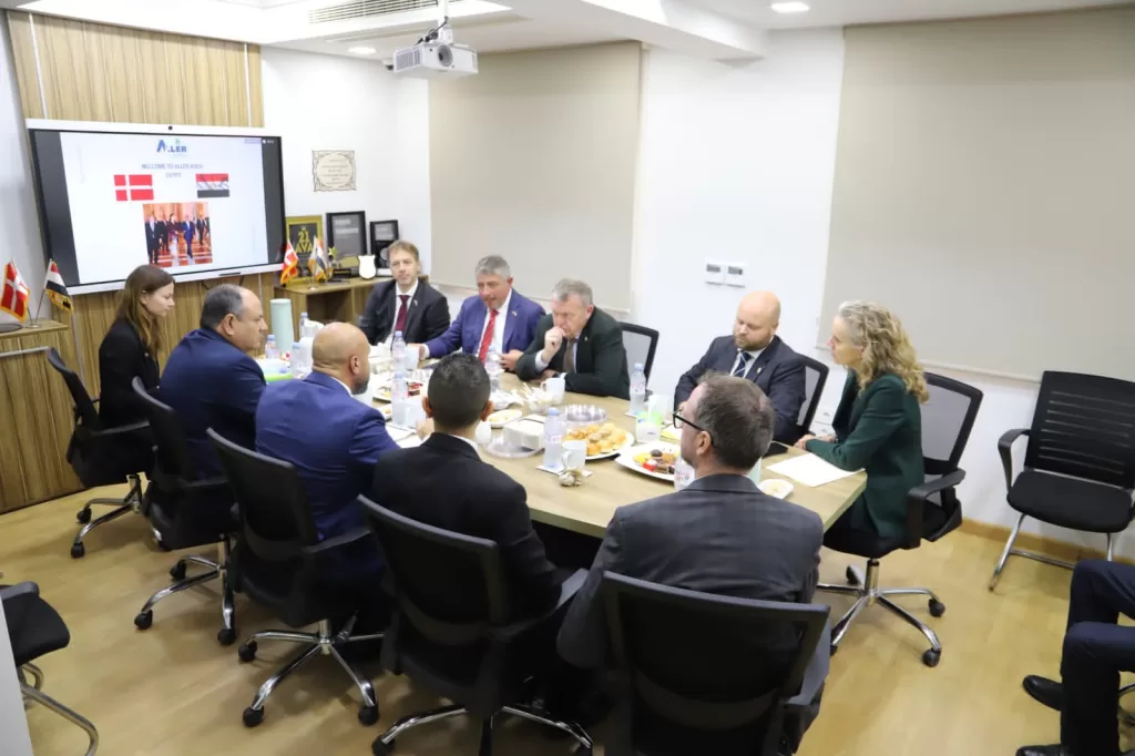 وزير الخارجية الدنماركي من القاهرة: شراكة قوية مع مصر لدعم الاستزراع السمكي المستدام 2 - جريدة الجمهورية WhatsApp Image 2025 11 04 at 8.23.36 AM - جريدة الجمهورية