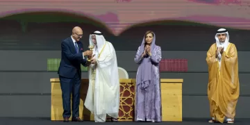 حاكم الشارقة يفتتح الدورة الـ44 من معرض الشارقة الدولي للكتاب