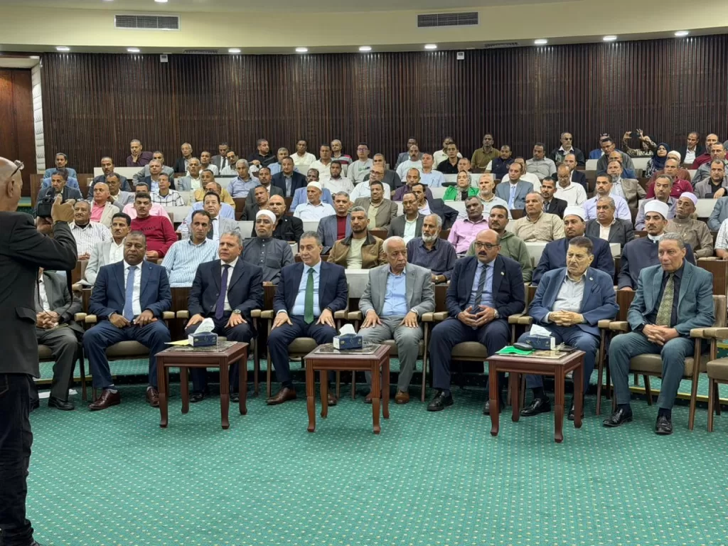 «المهيري» يفتتح مؤتمر الجمعية العمومية لنقابة الخدمات الإدارية بحضور 76% 3 - جريدة الجمهورية WhatsApp Image 2025 11 05 at 4.51.17 PM - جريدة الجمهورية