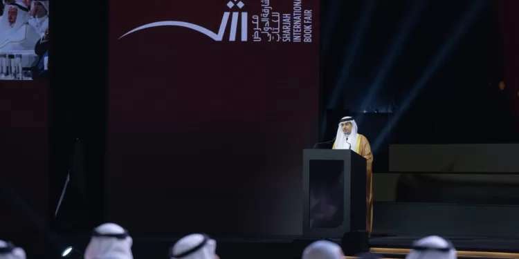 أحمد العامري: «الشارقة للكتاب» يتصدر معارض العالم للعام الخامس على التوالي.. 2500 ناشر من 118 دولة في تجمع غير مسبوق 1 - جريدة الجمهورية حاكم الشارقة يفتتح الدورة الـ44 من معرض الشارقة الدولي للكتاب