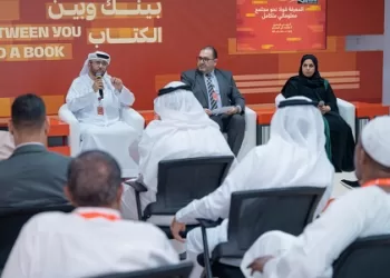 خبراء في «الشارقة للكتاب»: المعرفة ليست ترفًا.. بل حجر الأساس في بناء المجتمعات 3 - جريدة الجمهورية خبراء في «الشارقة للكتاب»: المعرفة ليست ترفًا.. بل حجر الأساس في بناء المجتمعات