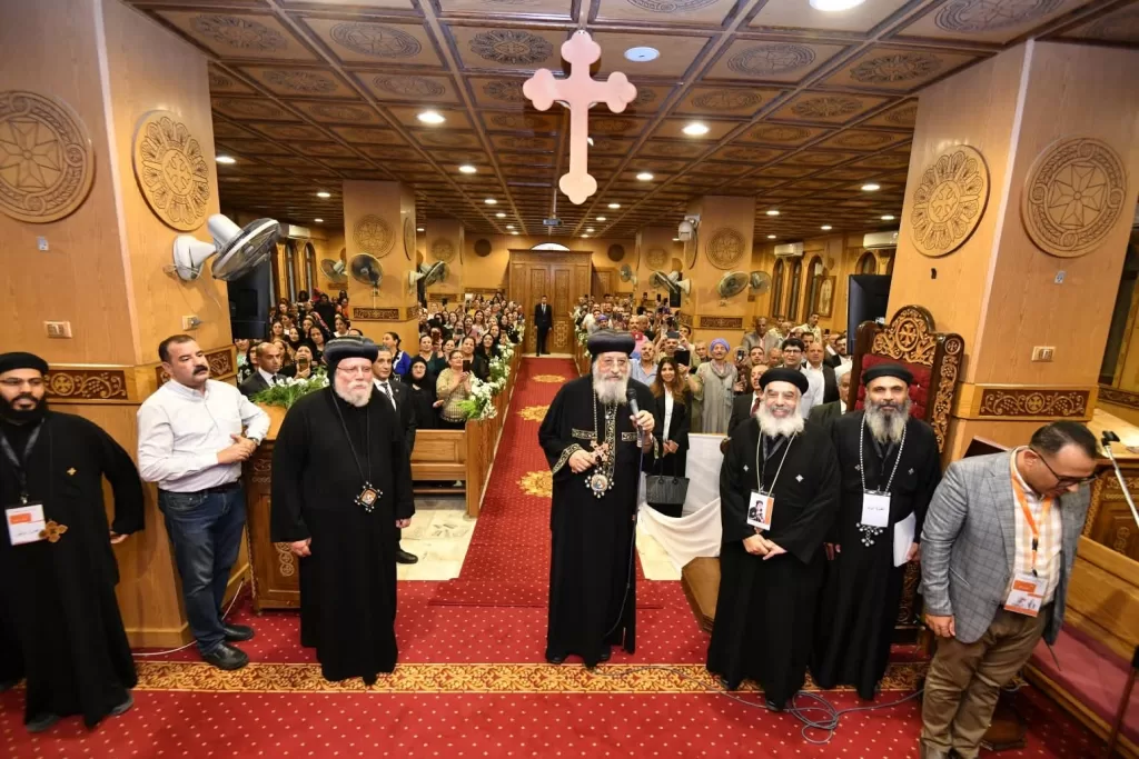 البابا تواضروس الثاني يفتتح مبنى خدمات من 10 طوابق بـ«مدينة الأمل».. ويؤكد على أهمية القراءة في لقاء مع الشباب 3 - جريدة الجمهورية WhatsApp Image 2025 11 06 at 12.46.57 AM - جريدة الجمهورية