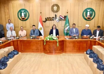 بقيمة تزيد عن نصف مليون جنيه.. محافظ المنوفية يسلم مساعدات مالية 3 - جريدة الجمهورية بقيمة تزيد عن نصف مليون جنيه.. محافظ المنوفية يسلم مساعدات مالية