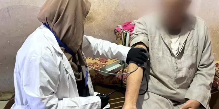 ٦٩ ألف زيارة منزلية لعلاج كبار السن وذوي الهمم بالشرقية