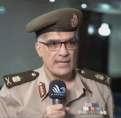 عميد «قصر العيني» يهنئ اللواء طبيب طارق سلام لتوليه رئاسة الأكاديمية الطبية العسكرية