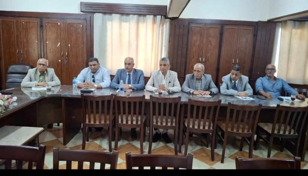 تكريمًا لمسيرته.. محمد جبر يتولى رئاسة مجلس الأمناء والآباء والمعلمين في الإسماعيلية 3 - جريدة الجمهورية WhatsApp Image 2025 11 08 at 8.13.01 PM - جريدة الجمهورية