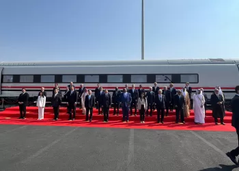 سفير ألمانيا بالقاهرة يُؤكِّد أهمية مشروع قطار «فيلارو» فائق السرعة 2 - جريدة الجمهورية سفير ألمانيا بالقاهرة يُؤكِّد أهمية مشروع قطار «فيلارو» فائق السرعة