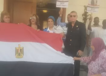 أمين مساعد «مستقبل وطن» بالجيزة تتفقد لجان انتخابات النواب وتُشيد بالإقبال وانتظام العملية الانتخابية