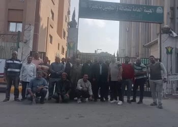 نساء نقابة الخدمات الإدارية والاجتماعية وذوو الهمم في مقدمة الصفوف.. مشاركة فاعلة في العرس الديمقراطي