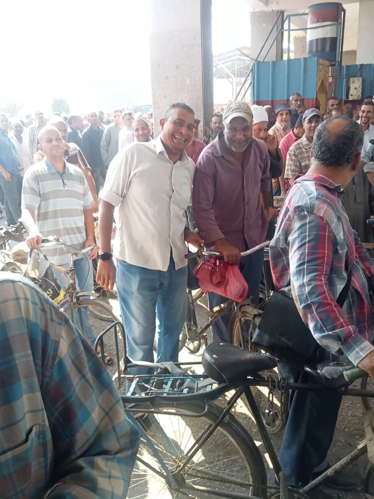 نقابة الصناعات الغذائية: العمال في مقدمة الصفوف لدعم الدولة بالانتخابات 3 - جريدة الجمهورية WhatsApp Image 2025 11 11 at 8.12.29 PM - جريدة الجمهورية