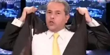 لامتناعه عن سداد نفقة صغيره.. 30 يومًا حبسًا للإعلامي توفيق عكاشة