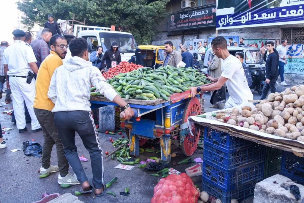 بعد رصده مخالفات وإشغالات بالطريق: إعادة الانضباط لمنطقة الفلكي بالمنتزه بتوجيهات من محافظ الإسكندرية 7 - جريدة الجمهورية WhatsApp Image 2025 11 15 at 4.55.34 PM - جريدة الجمهورية