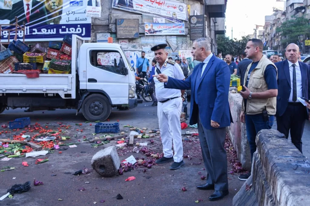 بعد رصده مخالفات وإشغالات بالطريق: إعادة الانضباط لمنطقة الفلكي بالمنتزه بتوجيهات من محافظ الإسكندرية 5 - جريدة الجمهورية WhatsApp Image 2025 11 15 at 4.55.34 PM 2 - جريدة الجمهورية