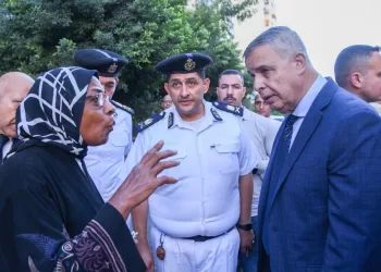 بعد رصده مخالفات وإشغالات بالطريق: إعادة الانضباط لمنطقة الفلكي بالمنتزه بتوجيهات من محافظ الإسكندرية 2 - جريدة الجمهورية بعد رصده مخالفات وإشغالات بالطريق: إعادة الانضباط لمنطقة الفلكي بالمنتزه بتوجيهات من محافظ الإسكندرية