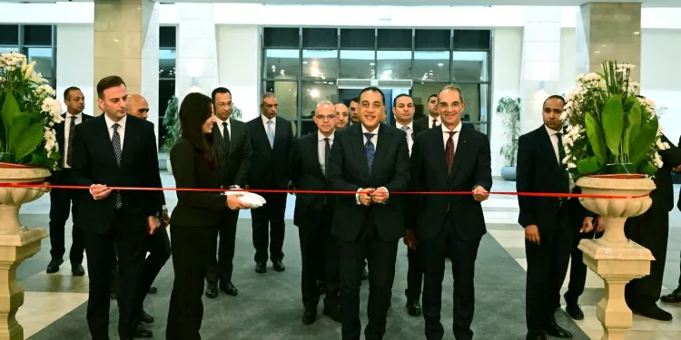 رئيس الوزراء يفتتح النسخة التاسعة والعشرين لمعرض ومؤتمر القاهرة الدولي للتكنولوجيا بالشرق الأوسط وأفريقيا Cairo ICT 1 - جريدة الجمهورية رئيس الوزراء يفتتح النسخة التاسعة والعشرين لمعرض ومؤتمر القاهرة الدولي للتكنولوجيا بالشرق الأوسط وأفريقيا Cairo ICT