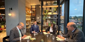 خلال زيارته لجنوب أفريقيا.. الخطيب يناقش مع Boston Consulting Group آفاق التعاون الاستثماري