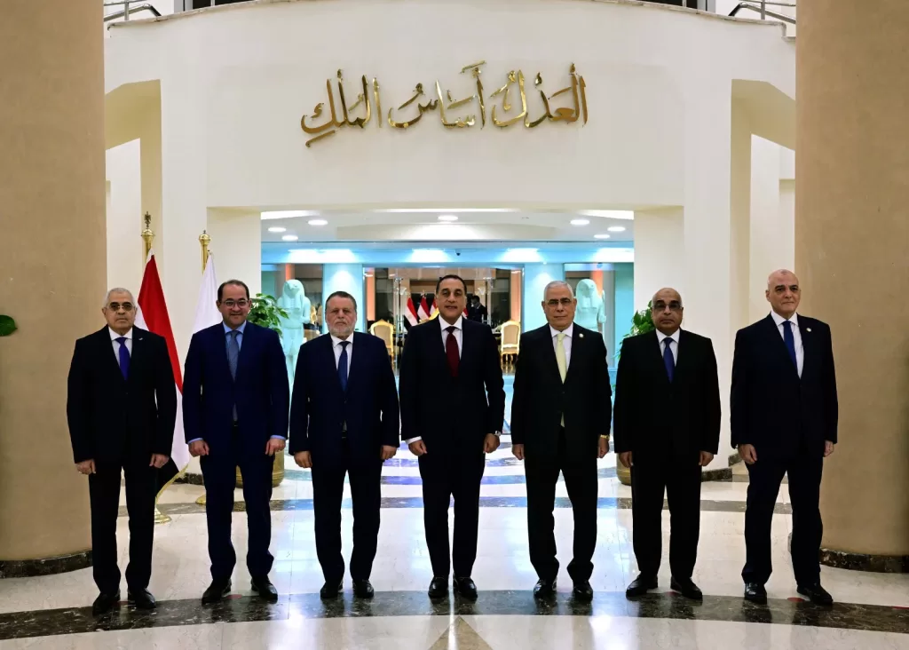 رئيس الوزراء يشارك في فعاليات تسليم النيابة العامة مضبوطات ذهبية للبنك المركزي المصري 3 - جريدة الجمهورية WhatsApp Image 2025 11 18 at 8.01.06 PM - جريدة الجمهورية