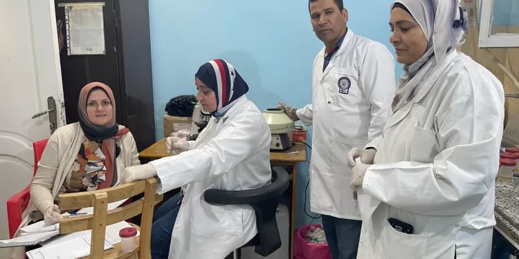 قافلة طبية متكاملة من معهد تيودور بلهارس لخدمة أهالي قرية وردان بمحافظة الجيزة