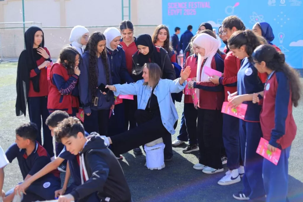 بمشاركة أكثر من 5 آلاف طالب.. اختتام مهرجان العلوم في القاهرة والإسكندرية لتبادل المعرفة وتمكين المبتكرين 6 - جريدة الجمهورية WhatsApp Image 2025 11 24 at 2.02.35 PM - جريدة الجمهورية