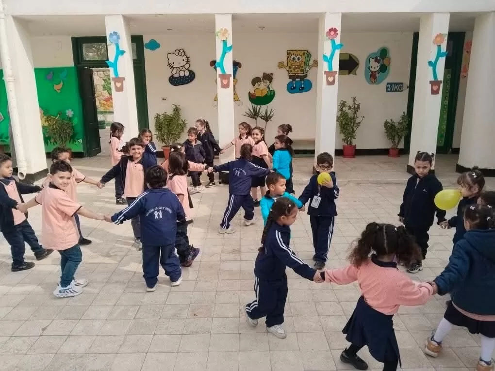 براعم «15 مايو» تحتفل بعيد الطفولة في أجواء مبهجة.. أنشطة ترفيهية ألعاب جماعية وعروض مسرحية 4 - جريدة الجمهورية WhatsApp Image 2025 11 25 at 12.53.43 PM - جريدة الجمهورية