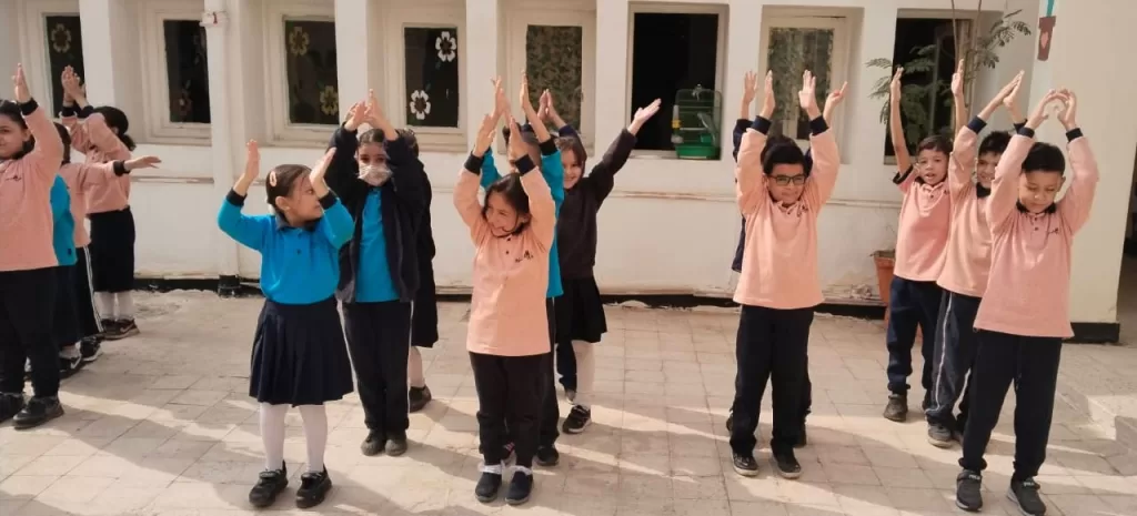 براعم «15 مايو» تحتفل بعيد الطفولة في أجواء مبهجة.. أنشطة ترفيهية ألعاب جماعية وعروض مسرحية 6 - جريدة الجمهورية WhatsApp Image 2025 11 25 at 12.53.44 PM 2 - جريدة الجمهورية