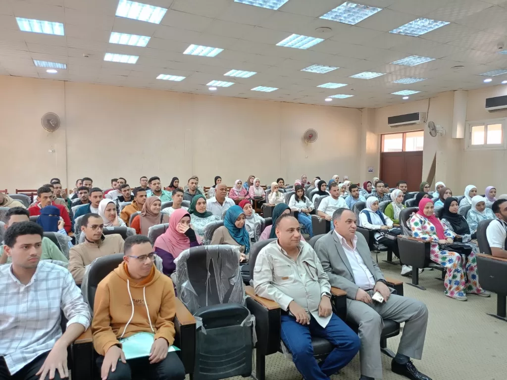 ملتقى توظيف مفتوح لطلاب وخريجي كلية التكنولوجيا والتعليم بحلوان 2 - جريدة الجمهورية WhatsApp Image 2025 11 26 at 11.08.35 AM 1 - جريدة الجمهورية