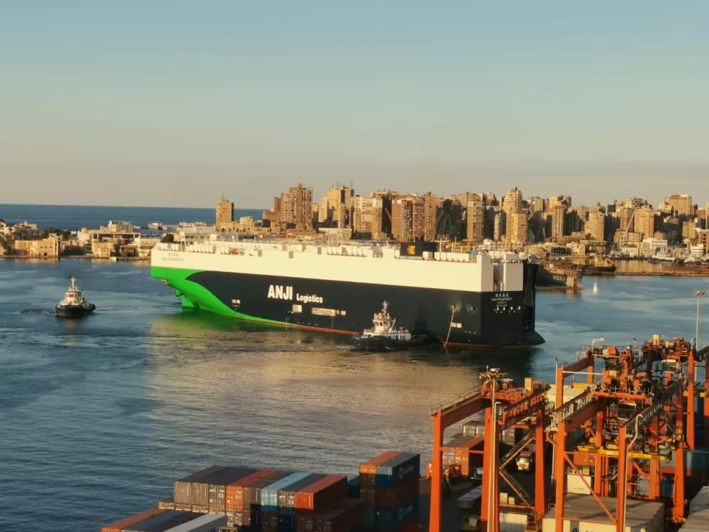 ميناء الإسكندرية يستقبل «بروسبيريتي» أكبر ناقلة سيارات في العالم في أولى رحلاتها بالبحر المتوسط 3 - جريدة الجمهورية WhatsApp Image 2025 11 28 at 1.27.03 PM2 - جريدة الجمهورية