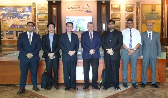 لتعميق التعاون البحري واللوجستي.. ميناء الإسكندرية يستقبل وفدًا رفيع المستوى من سنغافورة