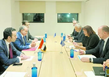 مصر ترفض أى إجراءات تكرس الانفصال بين الضفة وغزة