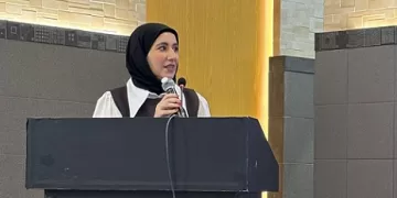 فوزية العلي بـ«الكويت للكتاب»: جائزة الدولة للإبداع منصة وطنية لتقدير المبدعين الكويتيين