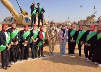 طلاب جامعة القاهرة و« من أجل مصر» يشاركون في إصطفاف القوات المسلحة 4 - جريدة الجمهورية طلاب جامعة القاهرة و« من أجل مصر» يشاركون في إصطفاف القوات المسلحة