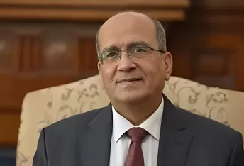 رئيس القابضة للمياه في تصريحات لـ«الجمهورية»: تمكين الشباب وإعادة هيكلة المنظومة لتحقيق تطوير شامل في قطاع المياه والصرف الصحي