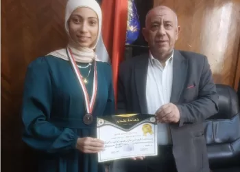 المعهد الزراعي يُكرم الحاصلة على المركز الثالث ببطولة الجمهورية للكاراتيه