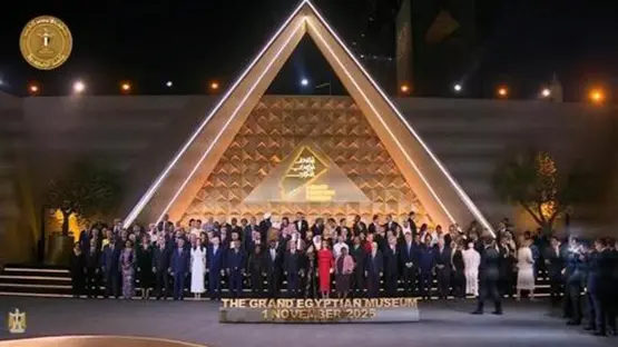 إعلامي إماراتي يتساءل: كيف لبلد واحد أن يستوعب كل هذا التاريخ وكل هؤلاء الملوك؟ 1 - جريدة الجمهورية إعلامي إماراتي يتساءل: كيف لبلد واحد أن يستوعب كل هذا التاريخ وكل هؤلاء الملوك؟