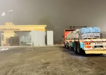 الهلال الأحمر المصري يعزز دعم أهالي غزة بمستلزمات شتوية وغذائية وبترولية ضمن «زاد العزة» الـ 74 2 - جريدة الجمهورية الهلال الأحمر المصري يعزز دعم أهالي غزة بمستلزمات شتوية وغذائية وبترولية ضمن «زاد العزة» الـ 74