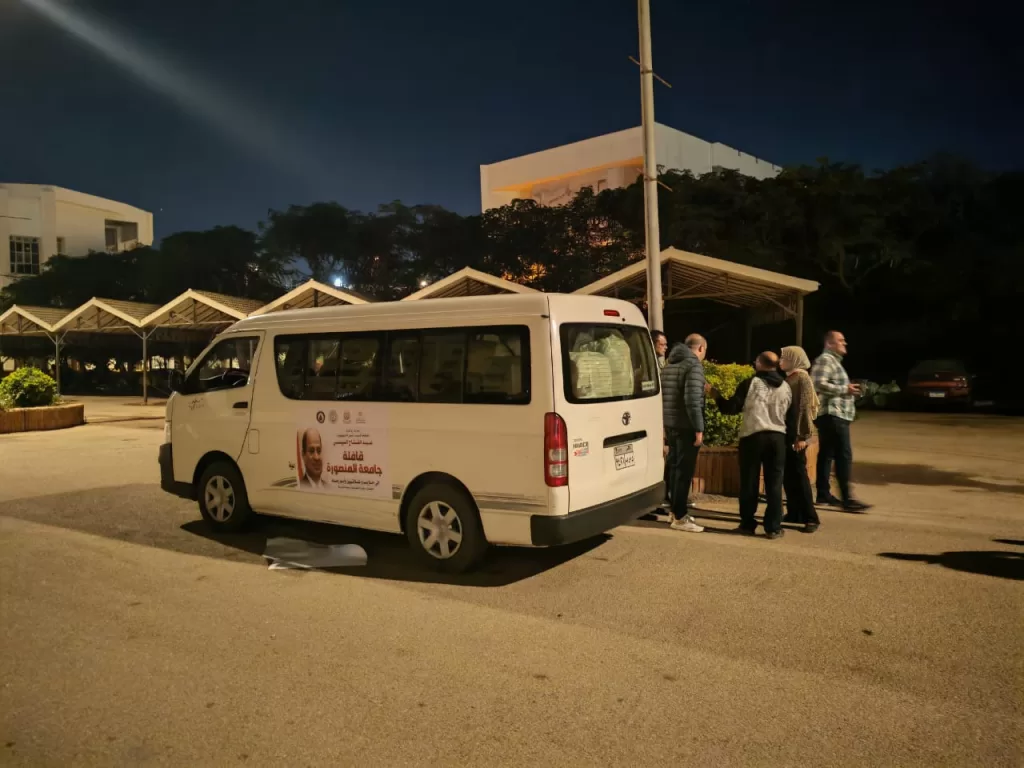 جامعة المنصورة تطلق قافلة «جسور الخير 23» إلى حلايب وشلاتين وأبو رماد 3 - جريدة الجمهورية قافلة جامعة المنصورة ـ جسور الخير 3 - جريدة الجمهورية