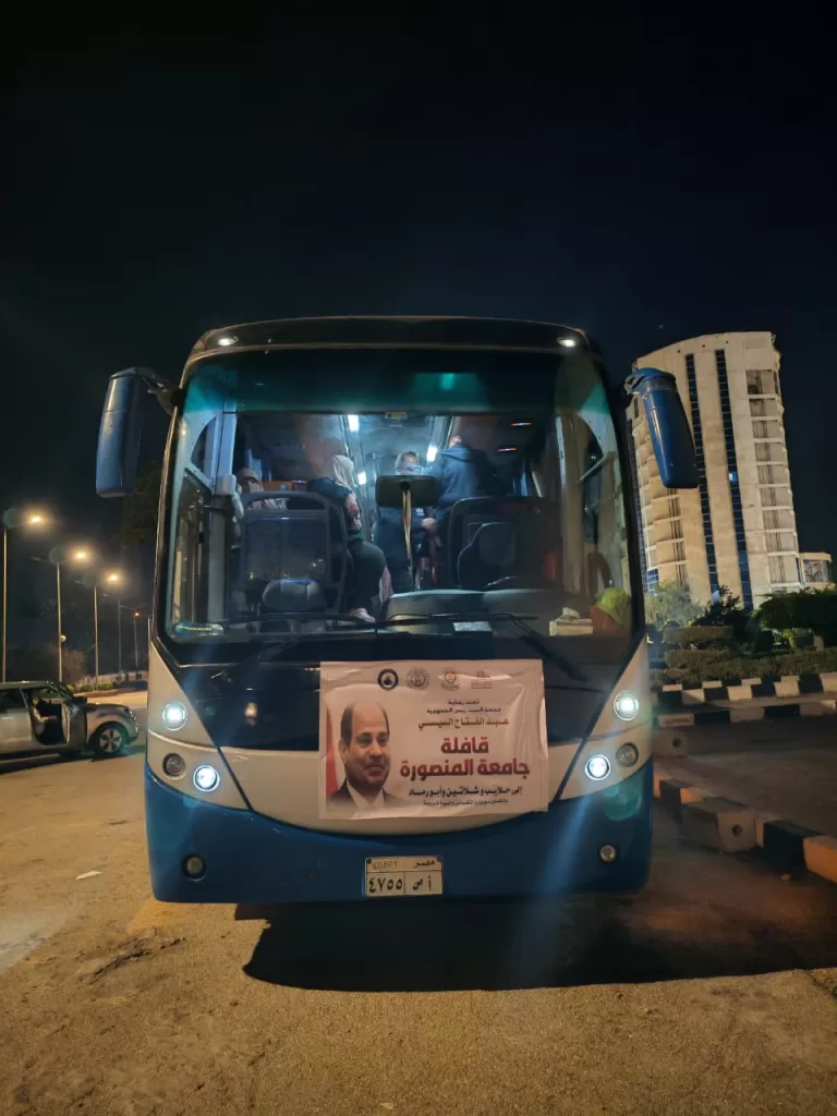 جامعة المنصورة تطلق قافلة «جسور الخير 23» إلى حلايب وشلاتين وأبو رماد 4 - جريدة الجمهورية قافلة جامعة المنصورة ـ جسور الخير 4 - جريدة الجمهورية