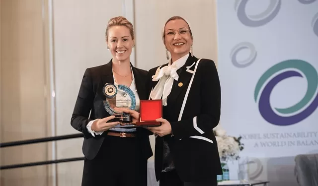 ياسمين فؤاد تحصد نوبل للإستدامة وتقدم للعالم درسًا في القيادة الإنسانية