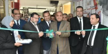 الرشيدي يفتتح معرض «شارك» الخيري بإدارة غرب المنصورة التعليمية